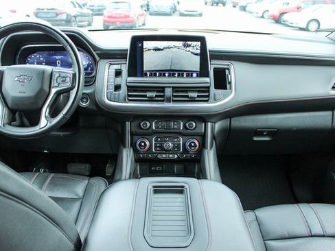 Used 2024 Chevrolet Suburban RST w/ Luxury Package image 16