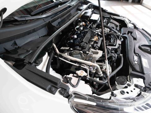 Used 2024 Toyota Corolla LE image 31