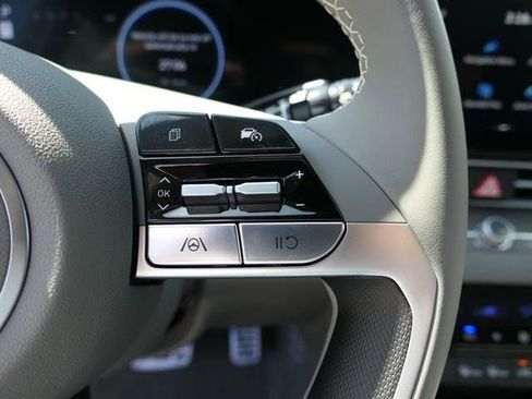 New 2025 Hyundai Elantra SEL w/ Cargo Package FWD image 15