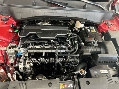 Used 2025 Hyundai Kona SEL AWD/4WD image 33