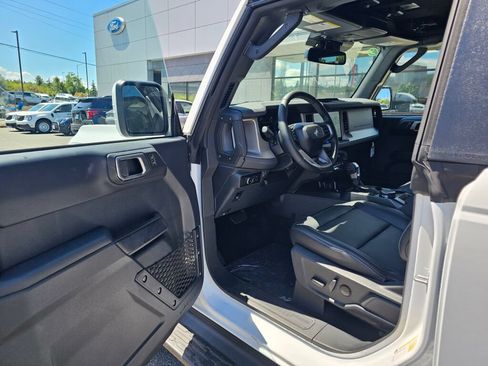 New 2026 Ford Bronco Outer Banks AWD/4WD image 14