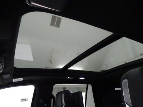 Used 2023 Cadillac Escalade Sport Platinum AWD/4WD image 13