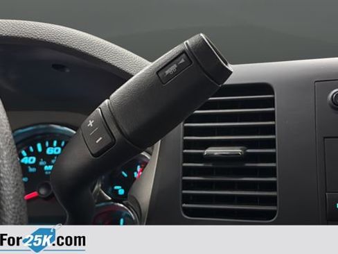 Used 2010 Chevrolet Silverado 2500 W/T image 17