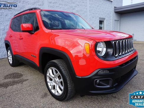 Used 2017 Jeep Renegade Latitude AWD/4WD image 1