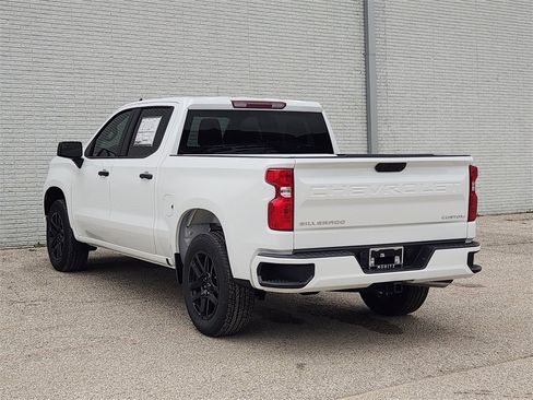 New 2026 Chevrolet Silverado 1500 Custom image 3