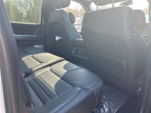 New 2026 Ford F350 Platinum w/ FX4 Off-Road Package image 16