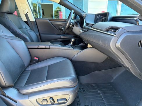 Used 2021 Lexus ES 250 w/ Premium Package AWD/4WD image 29