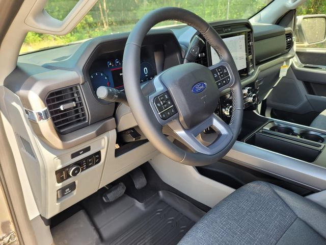 New 2026 Ford F150 XLT w/ Equipment Group 302A MID AWD/4WD image 9