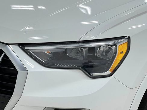 Used 2020 Audi Q3 2.0T Premium AWD/4WD image 32