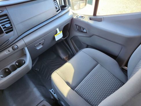 New 2026 Ford Transit 250 Low Roof image 15