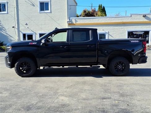 Used 2020 Chevrolet Silverado 1500 LT Trail Boss image 4