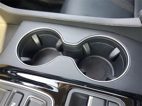 Used 2025 Honda Pilot EX-L image 28