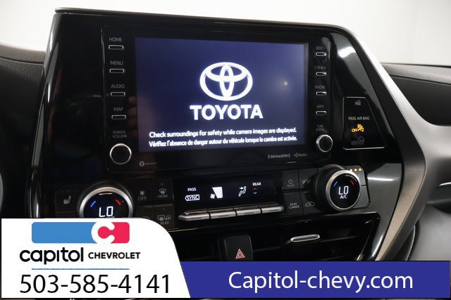 Used 2022 Toyota Highlander XLE AWD/4WD image 20