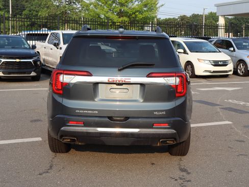Used 2020 GMC Acadia Denali w/ Technology Package FWD image 20