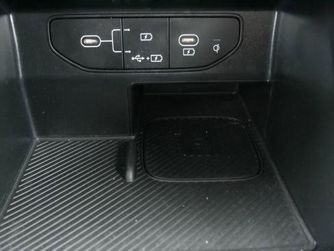 Used 2025 Kia Sorento SX FWD image 30