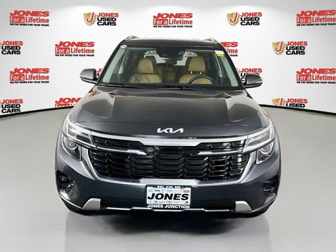 Certified 2025 Kia Seltos EX w/ EX Sunroof Package AWD/4WD image 14
