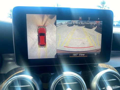 Used 2016 Mercedes-Benz GLC 300 4MATIC image 17