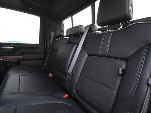 Used 2022 Chevrolet Silverado 2500 High Country w/ Safety Package II image 11