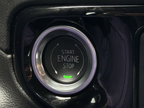 Used 2025 Chevrolet Silverado 1500 LT Trail Boss w/ LT Trail Boss Premium Package image 8