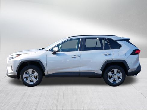Certified 2025 Toyota RAV4 XLE AWD/4WD image 4