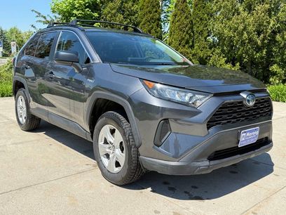 Used 2021 Toyota RAV4 LE w/ Carpet Mat Package (TMS)