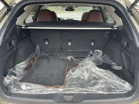 Certified 2025 Subaru Outback Touring XT w/ Tech Package 2 image 10