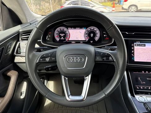 Used 2019 Audi Q8 Prestige w/ Luxury Package AWD/4WD image 19