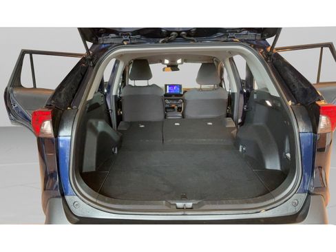 Certified 2025 Toyota RAV4 XLE AWD/4WD image 33