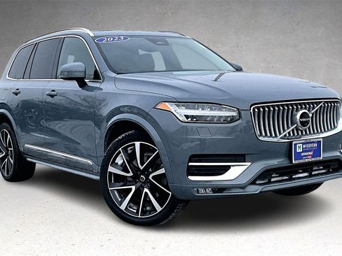 Used 2023 Volvo XC90 B6 Plus w/ Protection Package Premier image 3