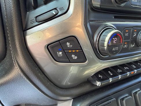 Used 2018 Chevrolet Silverado 2500 LTZ AWD/4WD image 25