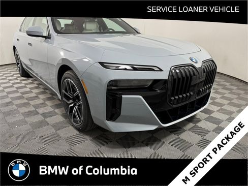 New 2025 BMW 760i xDrive w/ Executive Package image 1