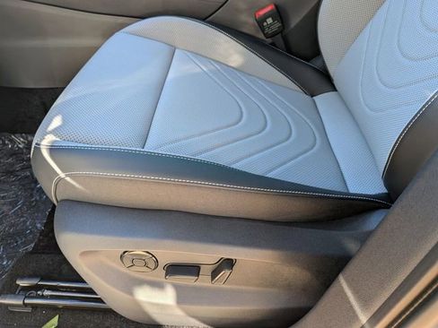 New 2026 Volkswagen Tiguan SE R-Line image 21