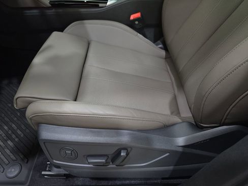 New 2025 Audi Q5 2.0T Premium Plus image 28