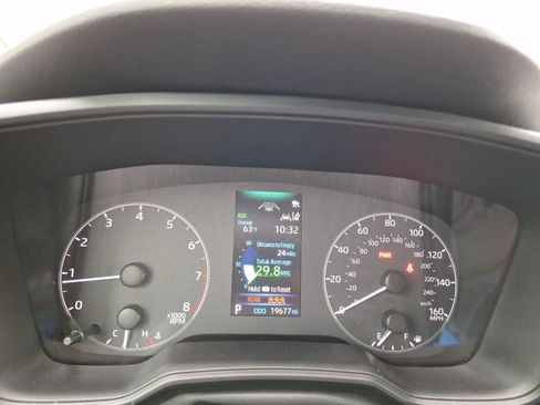 Used 2025 Toyota Corolla SE image 20