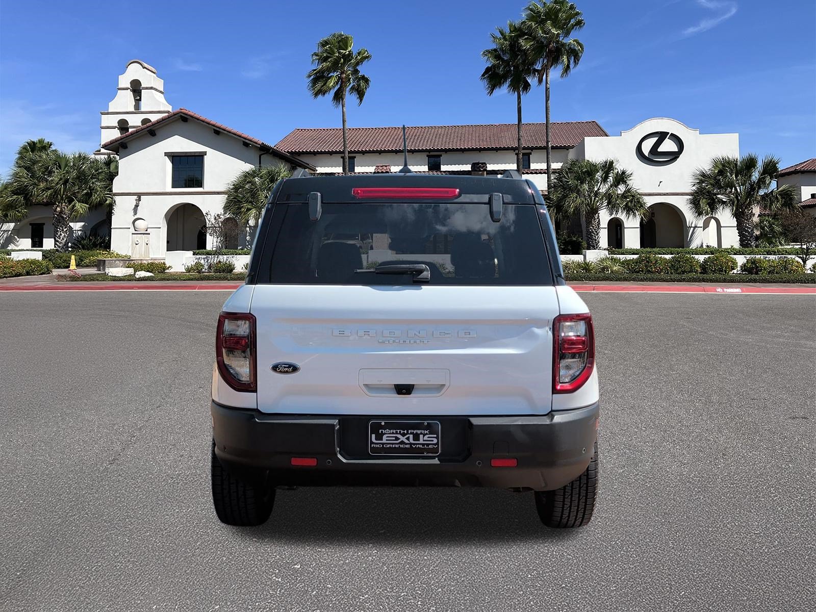 Used 2021 Ford Bronco Sport Outer Banks w/ Outer Banks Package (96D) AWD/4WD image 3
