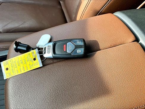 Used 2017 Audi Q7 3.0T Prestige AWD/4WD image 15