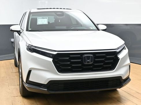 Used 2025 Honda CR-V EX image 4