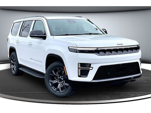 New 2026 Jeep Grand Wagoneer Limited AWD/4WD image 2