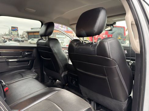 Used 2015 RAM 1500 Laramie w/ Convenience Group image 14