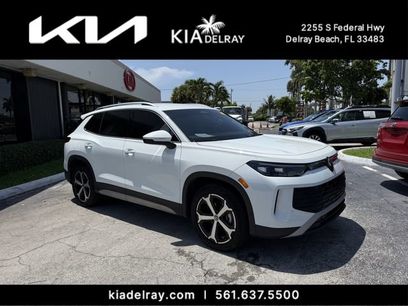 Used 2025 Volkswagen Tiguan SE