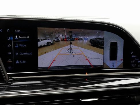 Used 2023 Cadillac Escalade ESV V image 18