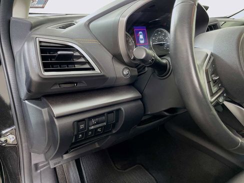 Used 2020 Subaru Crosstrek 2.0i Limited w/ Moonroof Package w/Navigation image 8