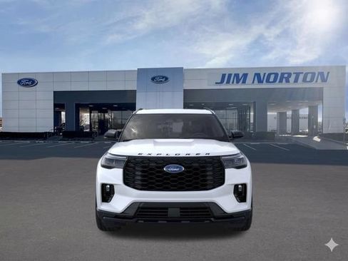 New 2026 Ford Explorer ST-Line w/ ST-Line Street Pack AWD/4WD image 8