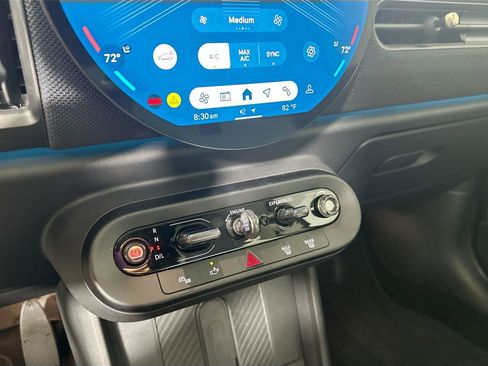 Certified 2025 MINI Cooper 2-Door Hardtop image 18