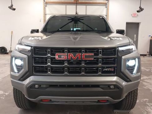 Used 2025 GMC Canyon AT4 w/ Technology Plus Package AWD/4WD image 46