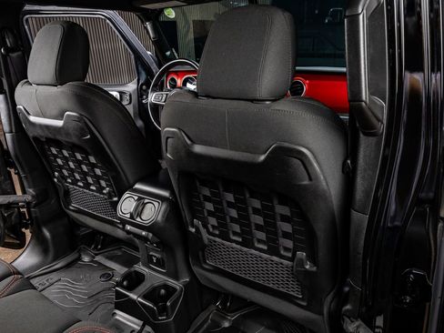 Used 2022 Jeep Wrangler Unlimited Rubicon AWD/4WD image 29