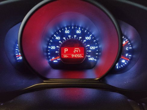 Used 2017 Kia Soul + image 23