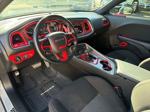 Used 2021 Dodge Challenger R/T Scat Pack w/ Scat Pack Stripe image 11