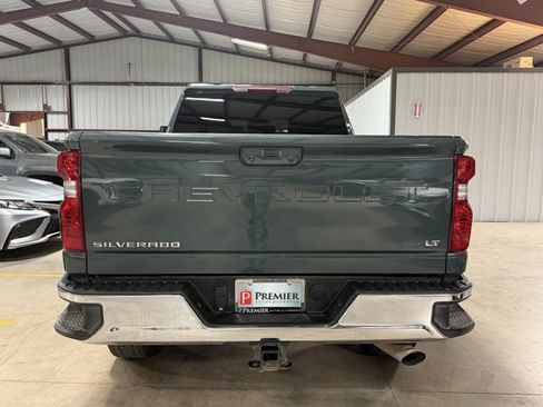 Used 2025 Chevrolet Silverado 2500 LT w/ Convenience Package image 7