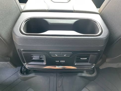 Certified 2022 Chevrolet Silverado 1500 ZR2 w/ Technology Package AWD/4WD image 20